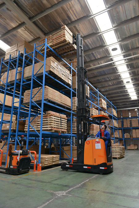 豐田叉車十年相伴，明珠家具高效物流背后的信賴與成長